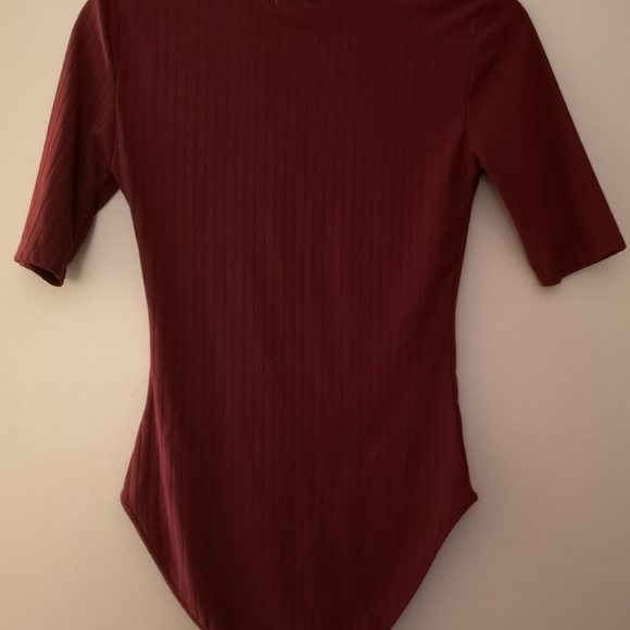 3/4 sleeve burgundy bodysuit. - Picture 2 of 4